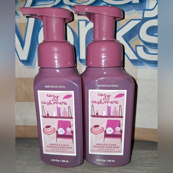 Bath & Body Works COZY CASHMERE Gentle & Clean Foaming Hand Soap SET OF 2! - Picture 1 of 5